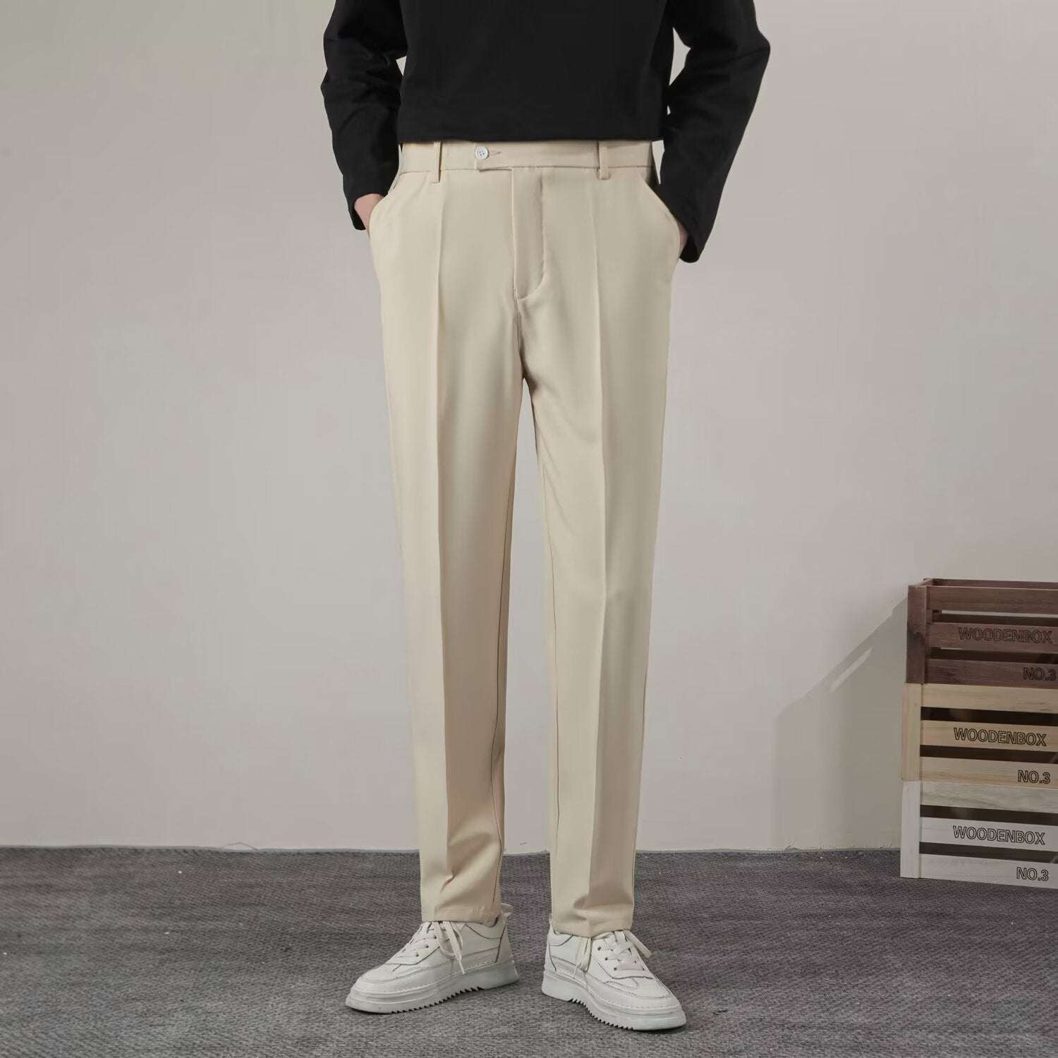 Pantaloni Classici con Chiusura Estesa