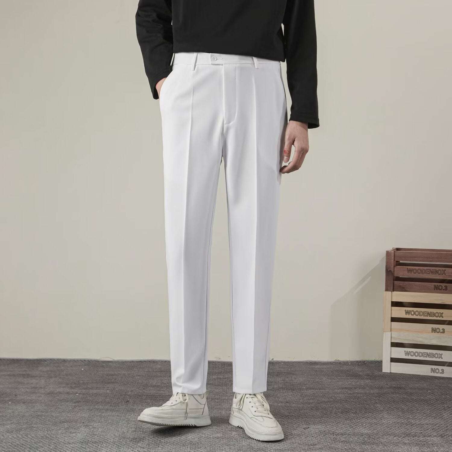 Pantaloni Classici con Chiusura Estesa